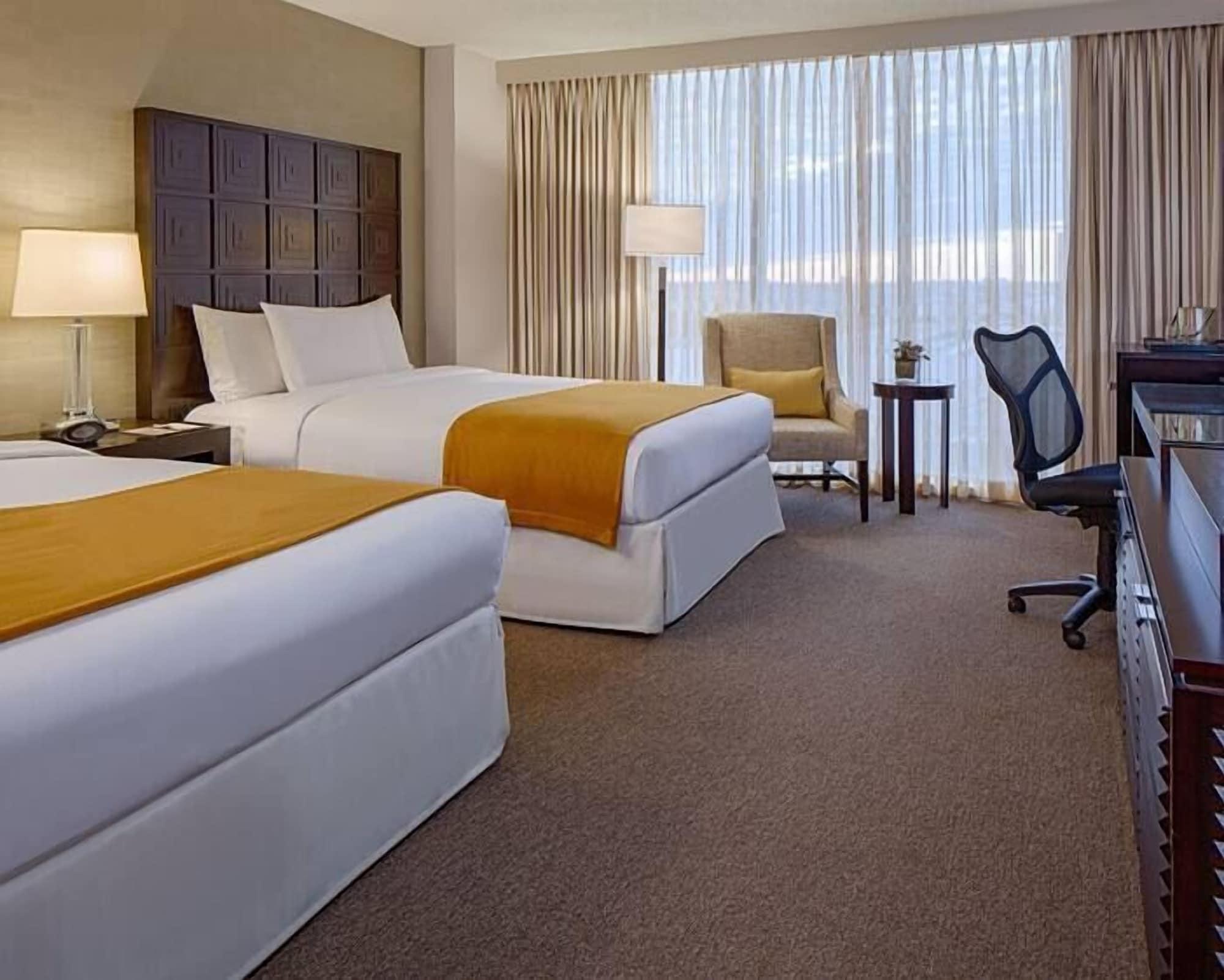 Doubletree By Hilton Hotel Houston Greenway Plaza Exteriör bild