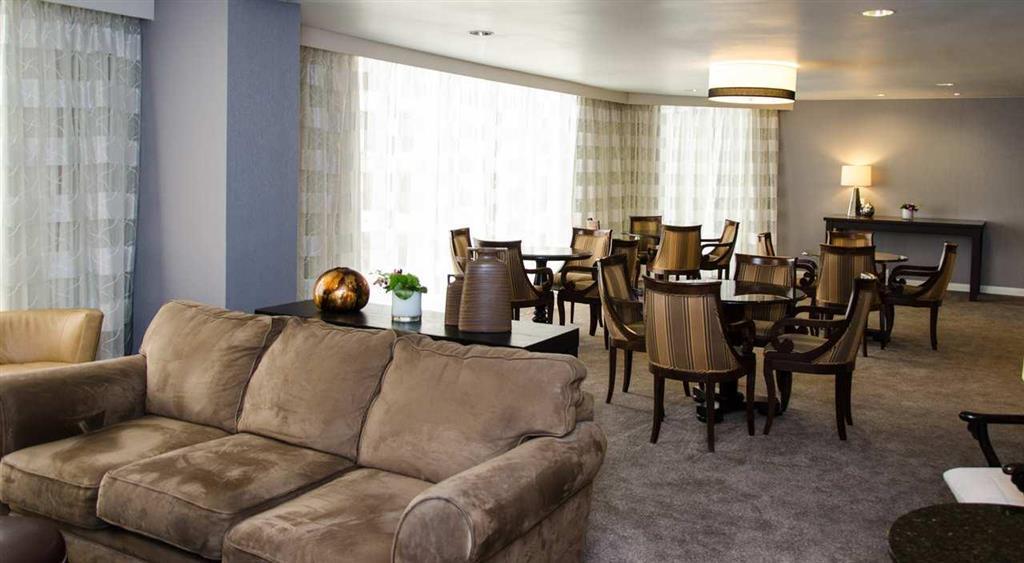 Doubletree By Hilton Hotel Houston Greenway Plaza Exteriör bild